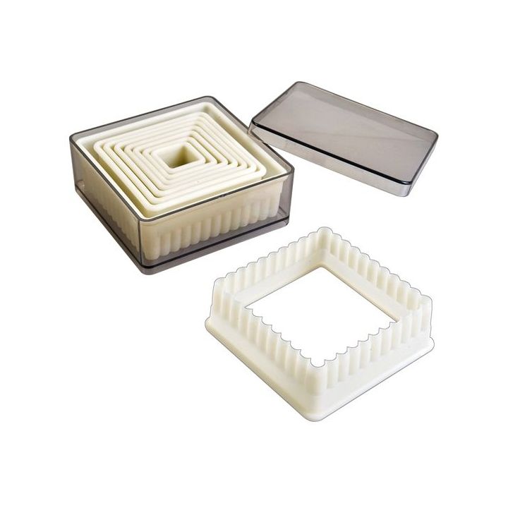 Set de 9 emporte-pièces carrés cannelés