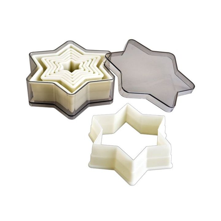 Set de 6 emporte-pièces "étoile" lisses