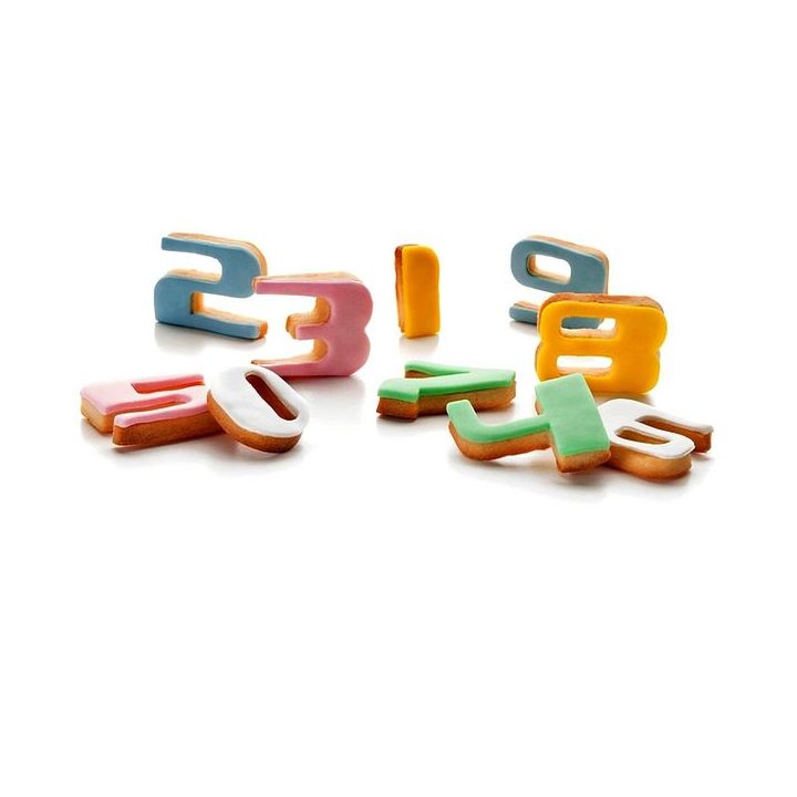 Set de 10 découpoirs à poussoir "Chiffres"