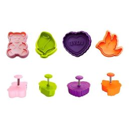 Set de 4 cortadores con expulsor "San Valentin"