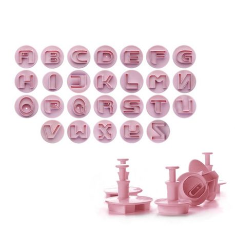 Set de 26 découpoirs à poussoir "Lettres"