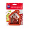 2 Cookie Cutters "Gingerbread House with Boy"