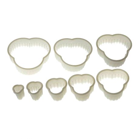 Set 8 Cookie Cutters "Clover Fluted"