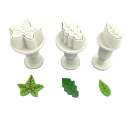Set de 3 découpoirs à poussoir "Feuille"