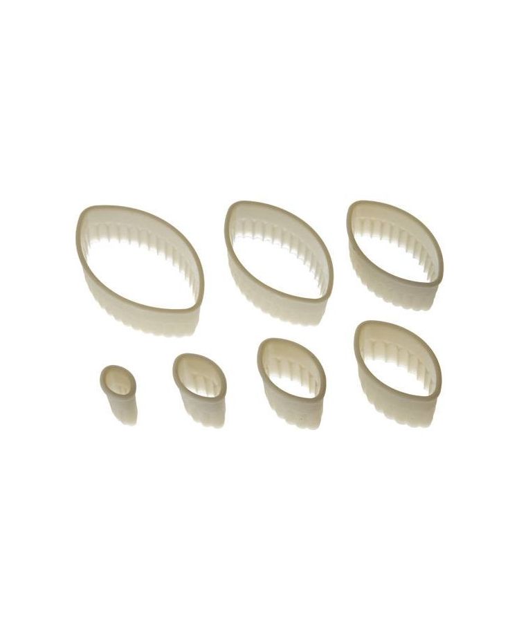 Set 7 Cookie Cutters "Oval Fluted"